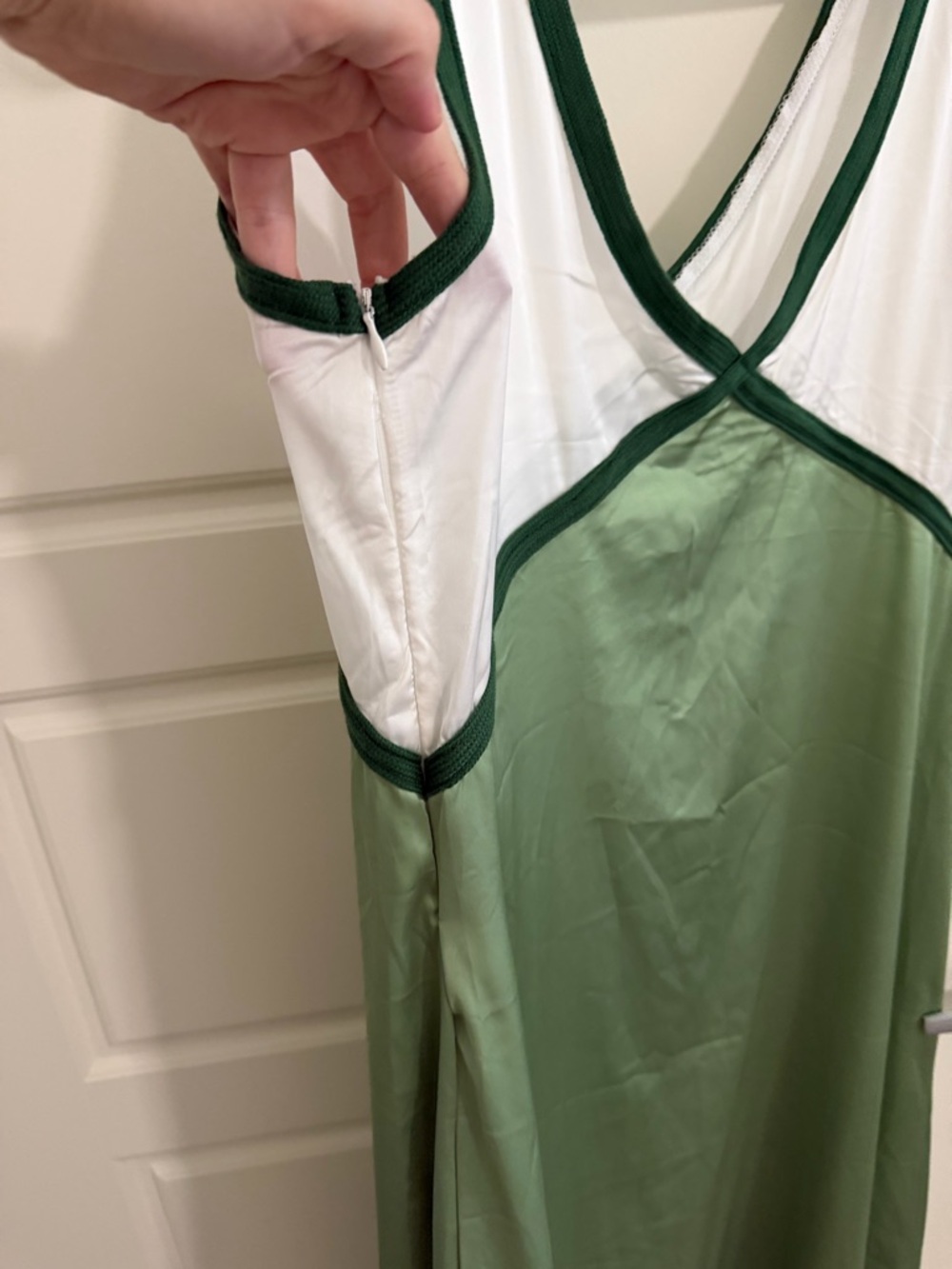 Green and White Sleeveless Maxi Dress - Picture 4 of 6